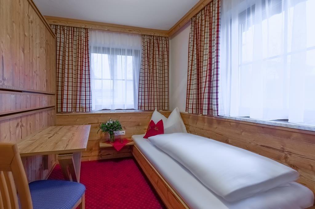 Pension Haus Am Dorfplatz Flachau Exteriör bild